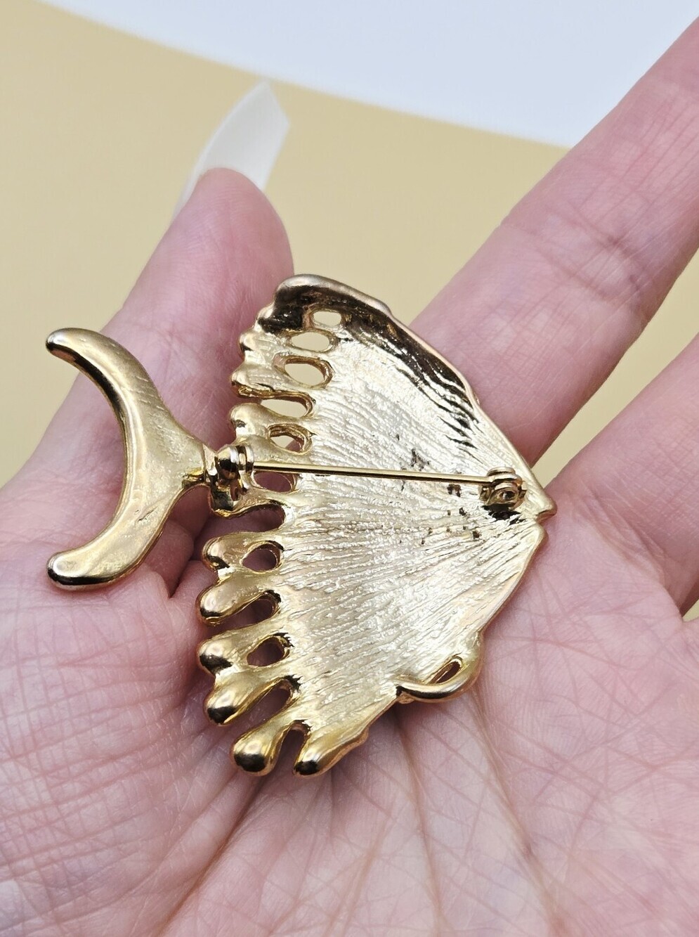 Vintage Gold Tone Black Enamel Angel Fish Brooch with Crystal Accents - Picture 3 of 16
